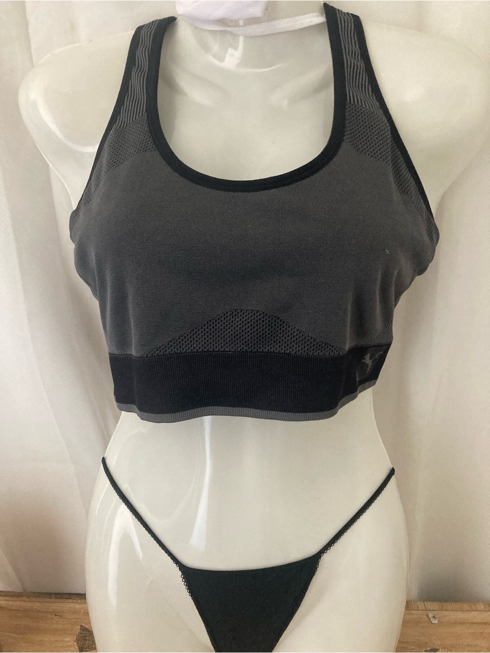 Puma Seamless Medium Support Sports Bra Gray Black XL